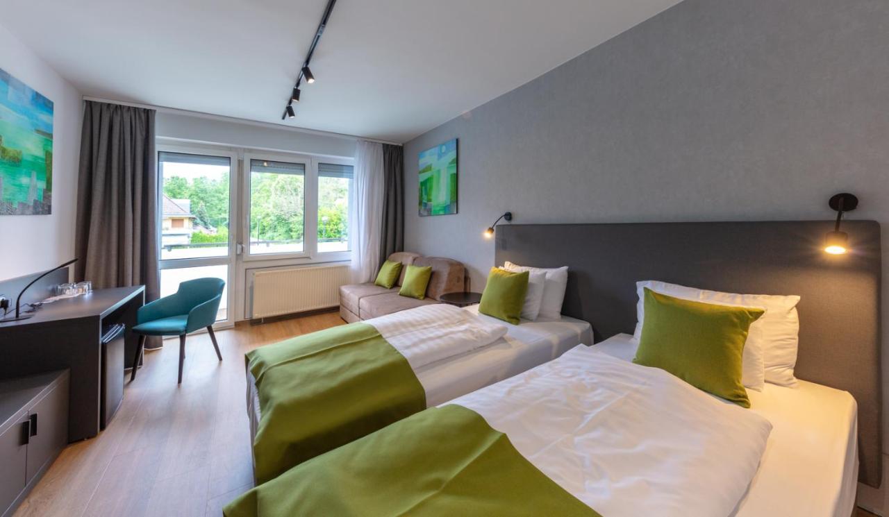 Hotel Otp Balatonszárszó 外观 照片